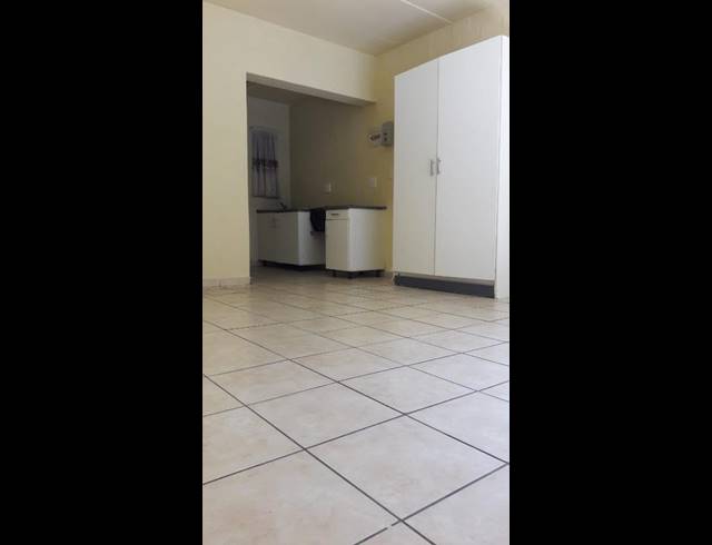 1 BEDROOM APARTMENT FOR SALE IN KENSINGTON